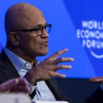 Nadella redefine la "soberanía" para la era de la IA: los analistas la llaman inteligente y egoísta