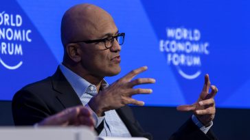 Nadella redefine la "soberanía" para la era de la IA: los analistas la llaman inteligente y egoísta