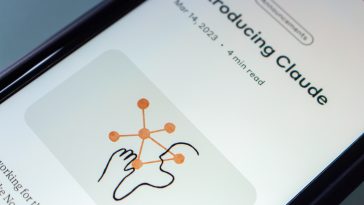 Anthropic dice no a los anuncios en los chats de Claude