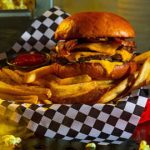 El menú inspirado en Resident Evil de Alamo Drafthouse incluye un sándwich Jill