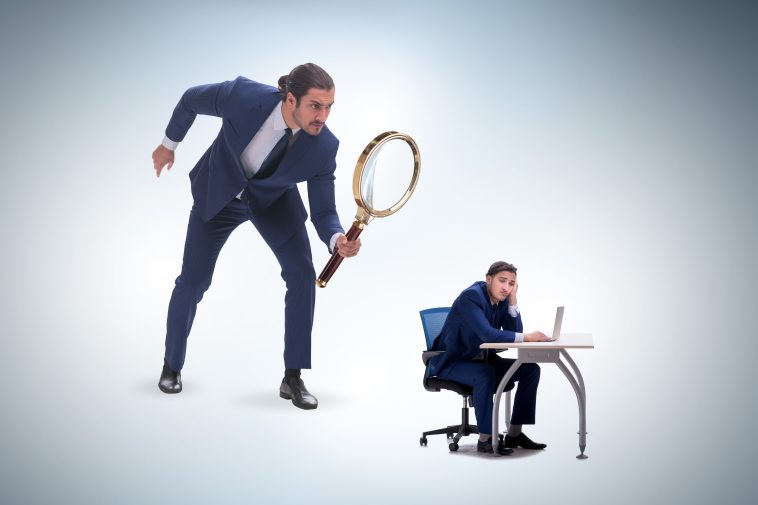 Los piratas informáticos vuelven el bossware contra los jefes