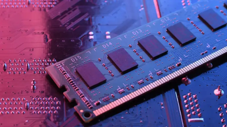 Los chips chinos baratos podrían ofrecer una salida a la crisis de precios de RAM, sugiere Apple