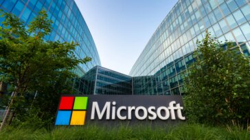 Microsoft planea despedir a varios miles de empleados